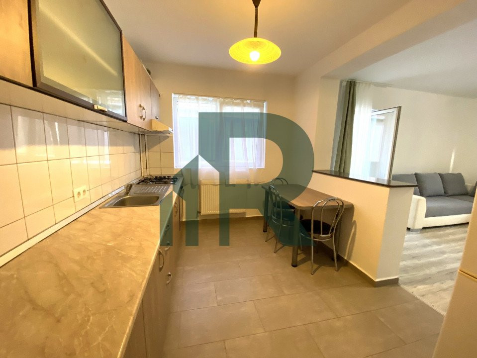 Apartament decomandat cu 2 camere si balcon in Cartierul Lazaret