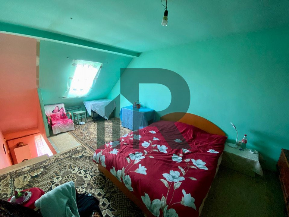 Apartament cu 2 camere la mansarda in Vasile Aaron