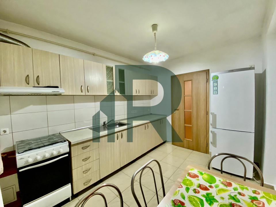 Apartament decomandat cu 2 camere si balcon in Cartierul Lazaret