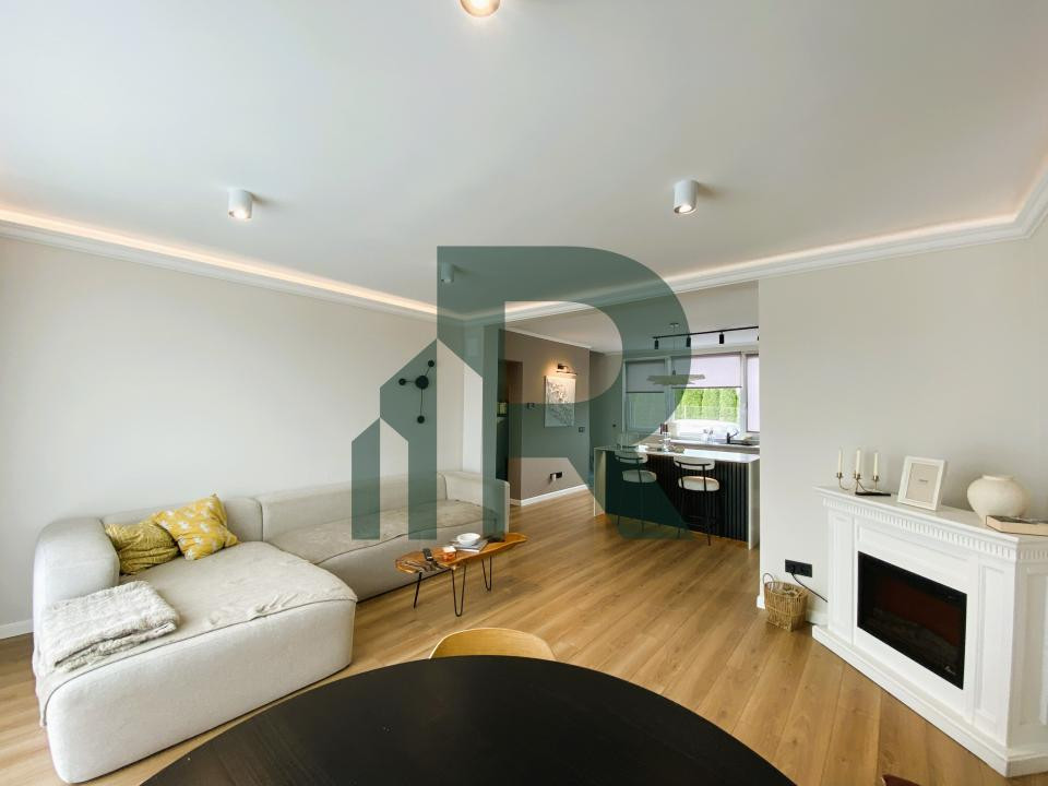 Duplex cu 4 camere 2 bai si curte libera 200 mp in Cisnadie