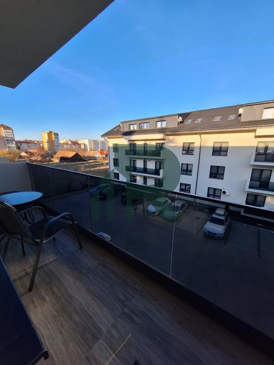 Apartament cu 2 dormitoare balcon si parcare privata pe Doamna Stanca